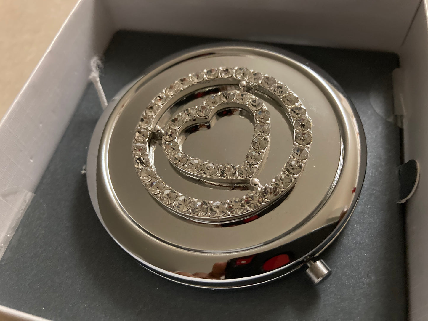 Compact Silvertone Cosmetic Makeup Travel Mirror | Mrs Design