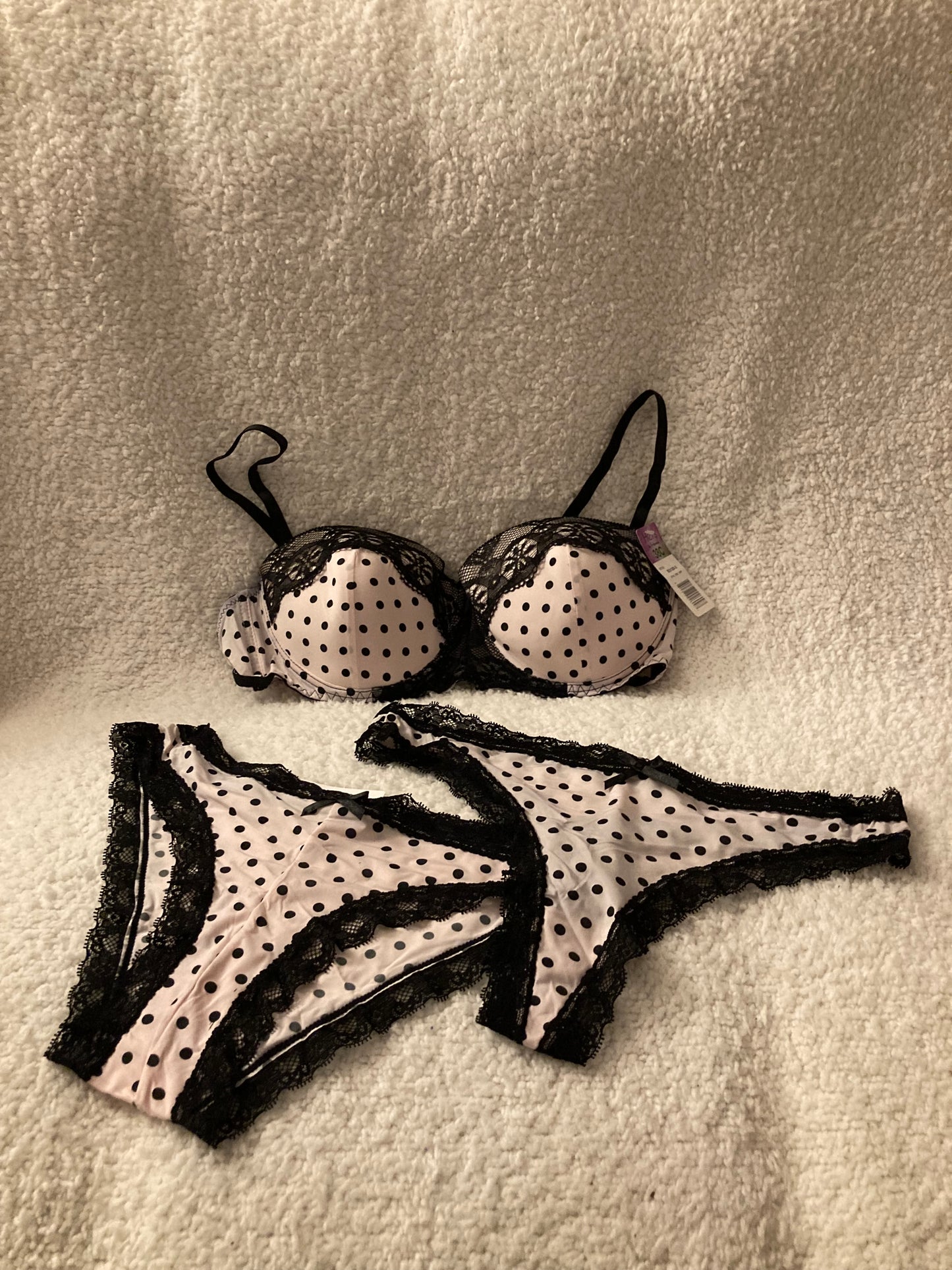 Dressed in Pink Bra & Panty Set