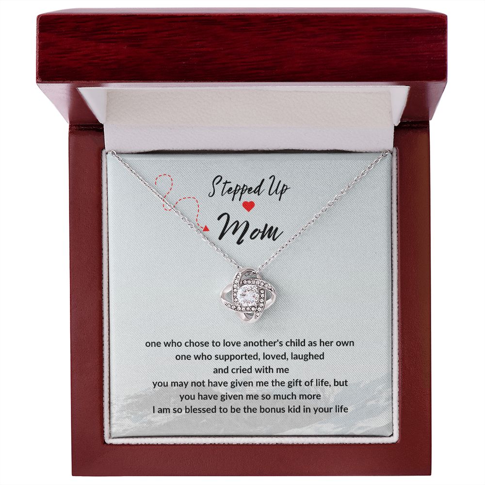 Stepped Up Mama | Love Knot Gift